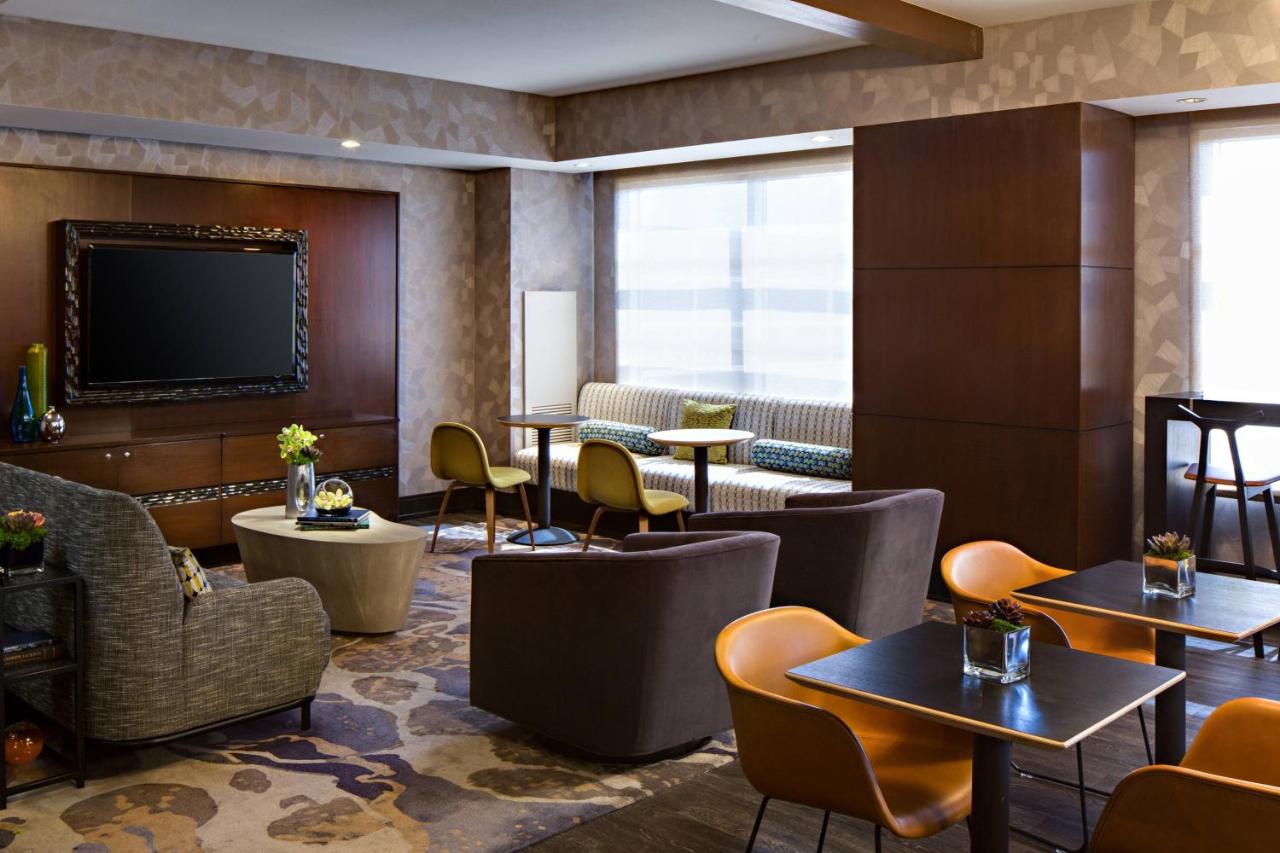 | Renaissance Las Vegas Hotel