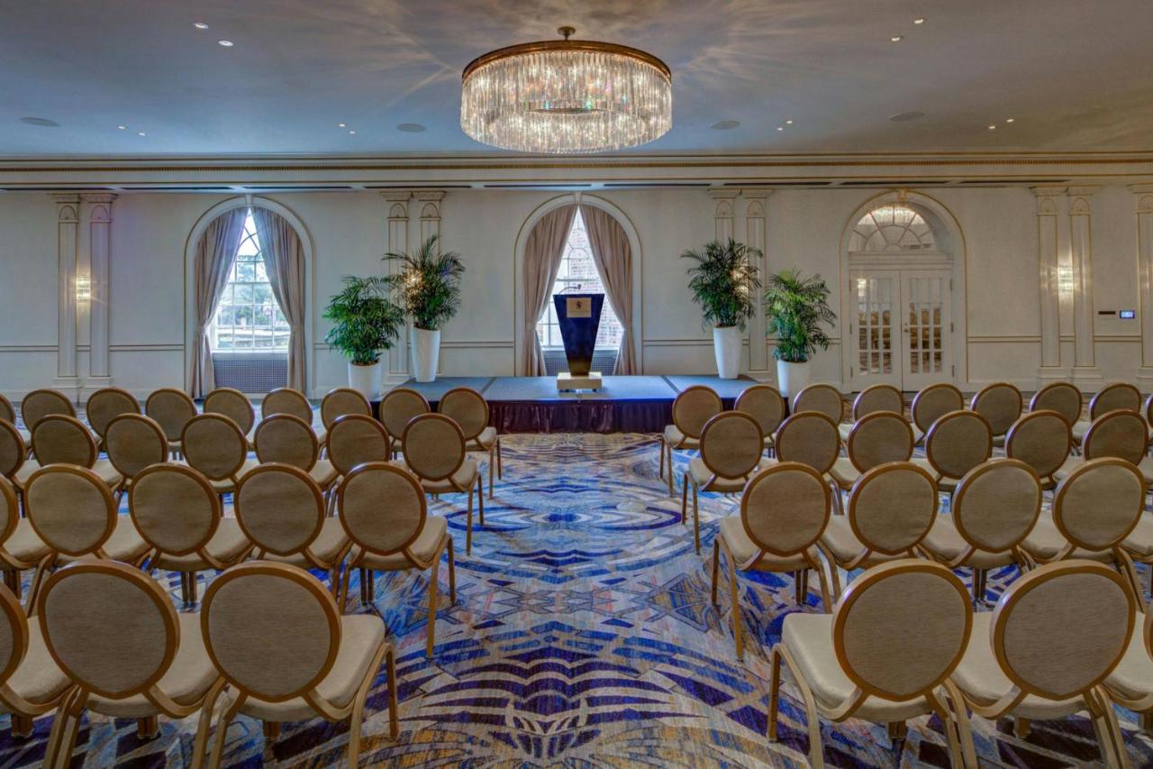 | The Historic Cavalier Hotel and Beach Club, Autograph Collection