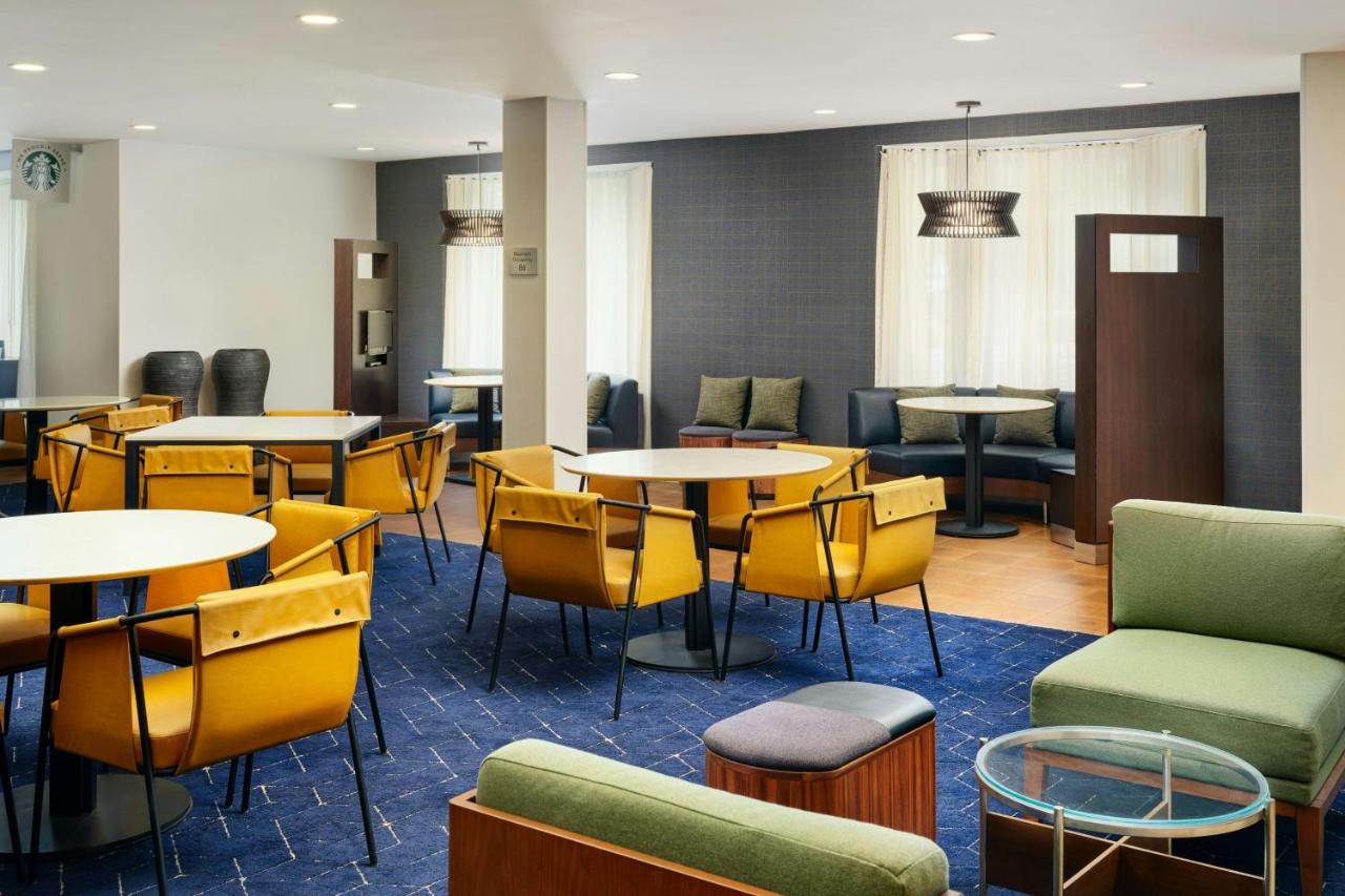 | Courtyard Boulder Longmont