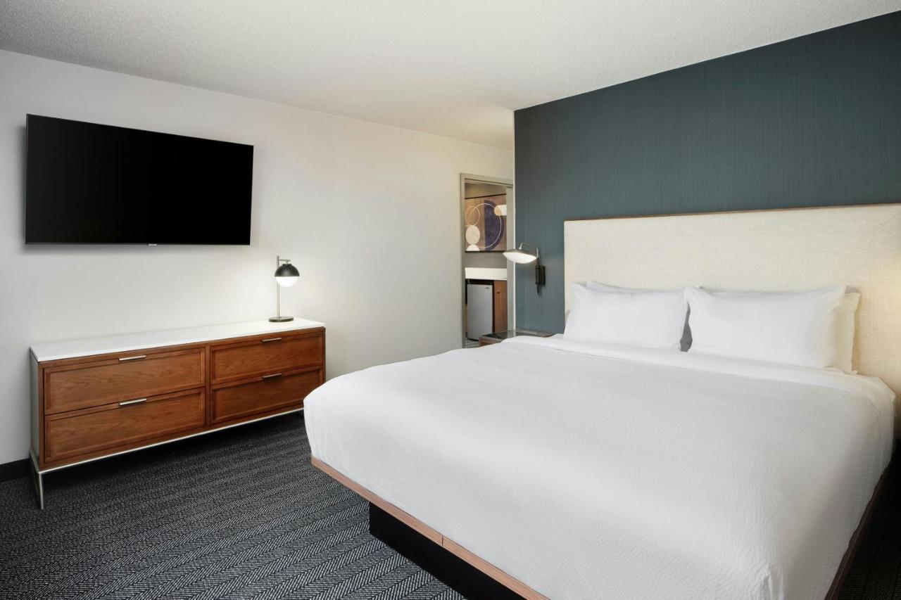 | Courtyard Boulder Longmont