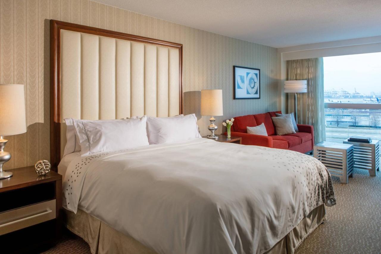 King Room at Renaissance Newark Airport Hotel