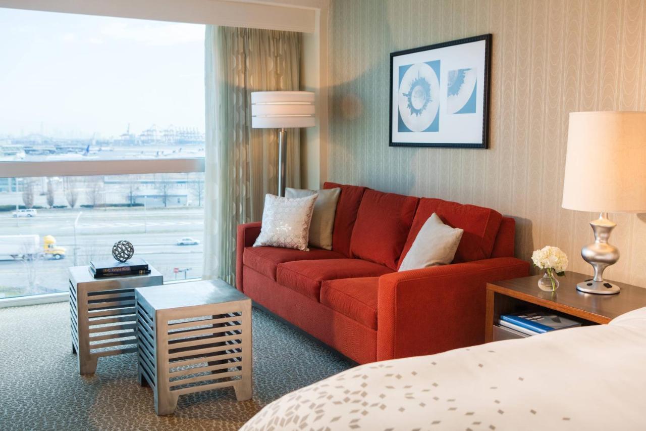 Superior King Room at Renaissance Newark Airport Hotel