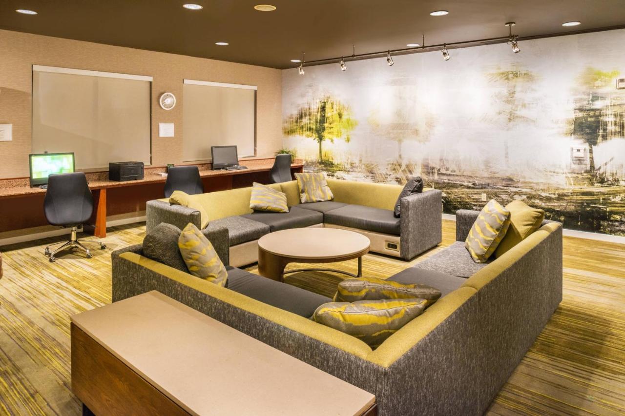 | Courtyard Thousand Oaks Ventura County