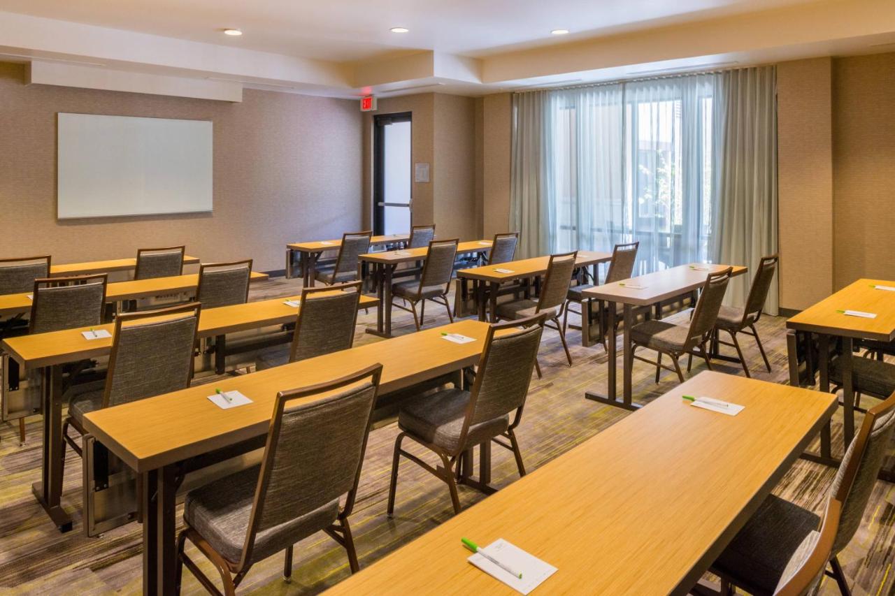 | Courtyard Thousand Oaks Ventura County