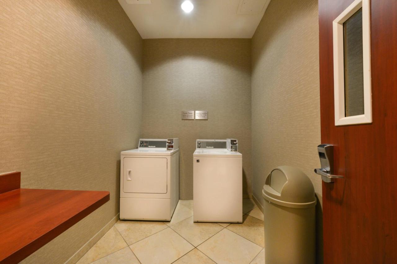 | Courtyard Thousand Oaks Ventura County