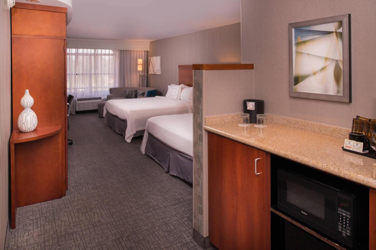 | Courtyard Thousand Oaks Ventura County