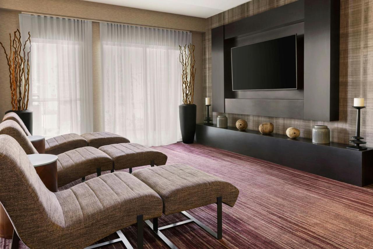 | Courtyard Ventura Simi Valley