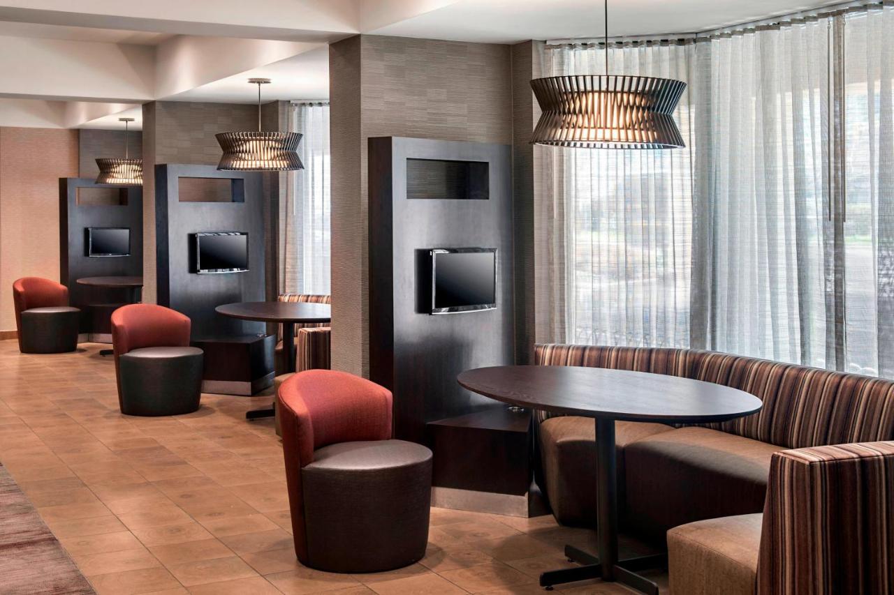 | Courtyard Jersey City Newport