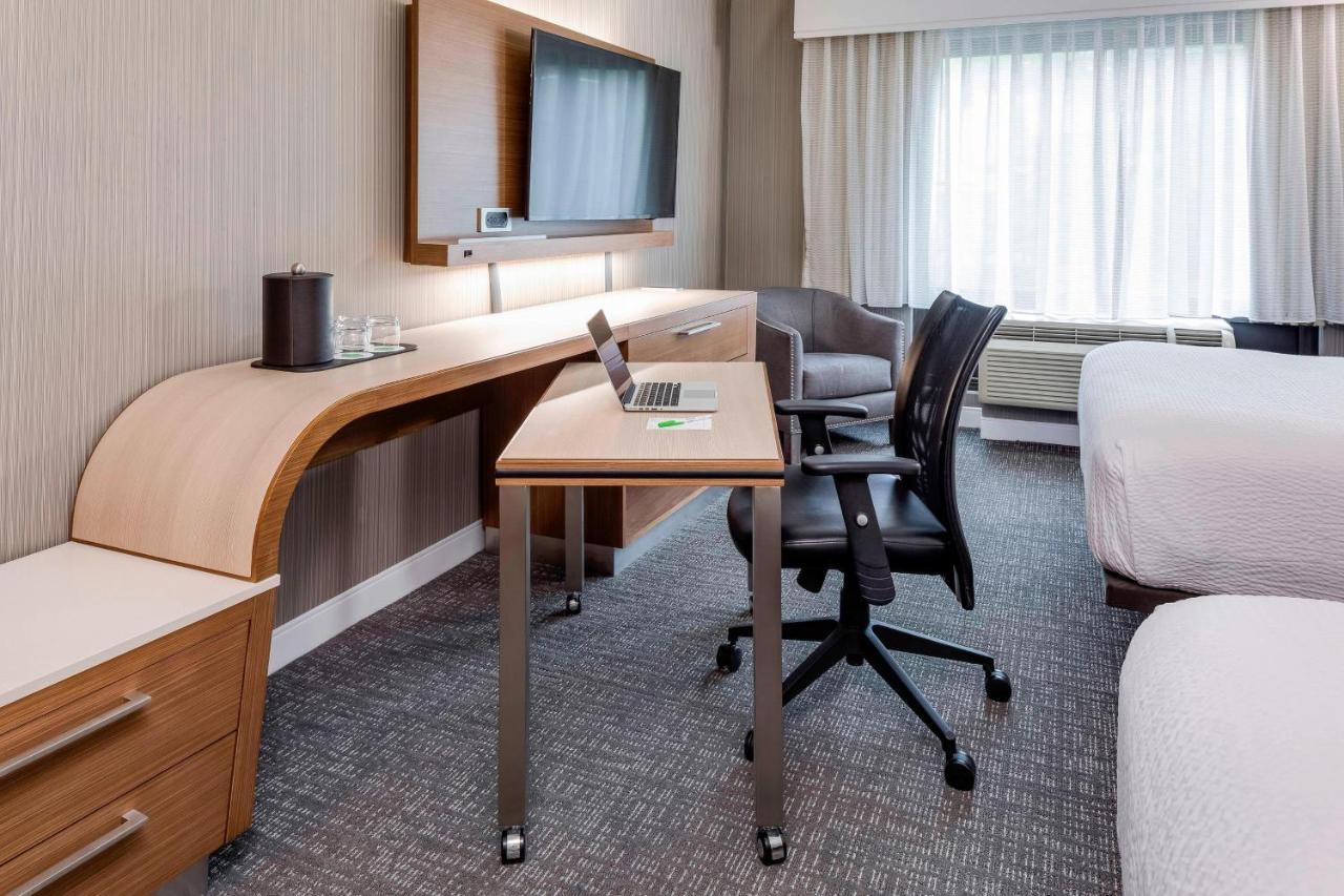 | Courtyard by Marriott Portsmouth