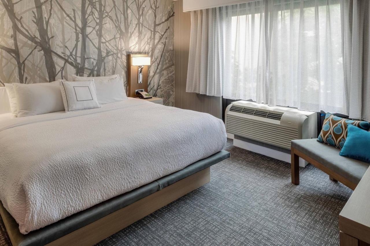 | Courtyard by Marriott Portsmouth