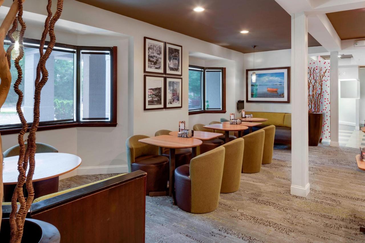 | Courtyard by Marriott Portsmouth