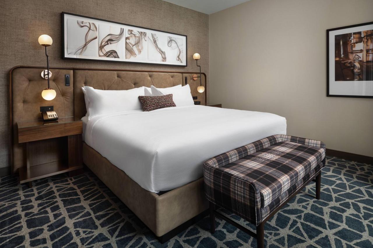 | Hotel Distil, Autograph Collection