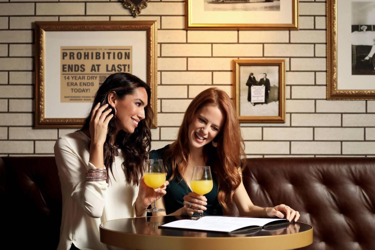 | Hotel Distil, Autograph Collection