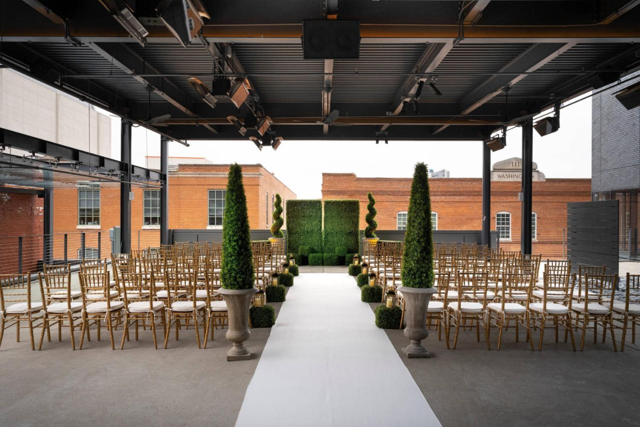 | Hotel Distil, Autograph Collection