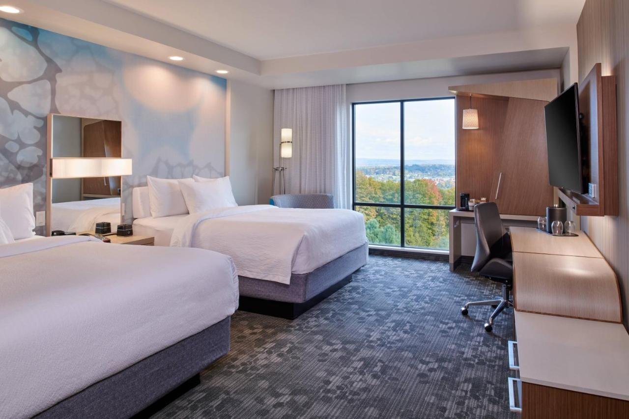 Guest room, 2 Queen at Courtyard by Marriott Petoskey at Victories Square