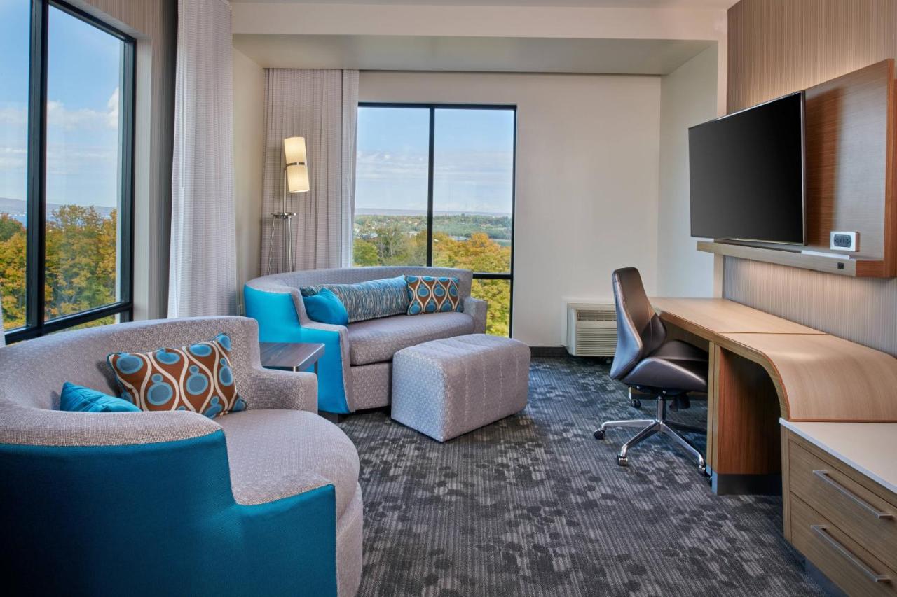 Suite, 1 King, Sofa bed at Courtyard by Marriott Petoskey at Victories Square