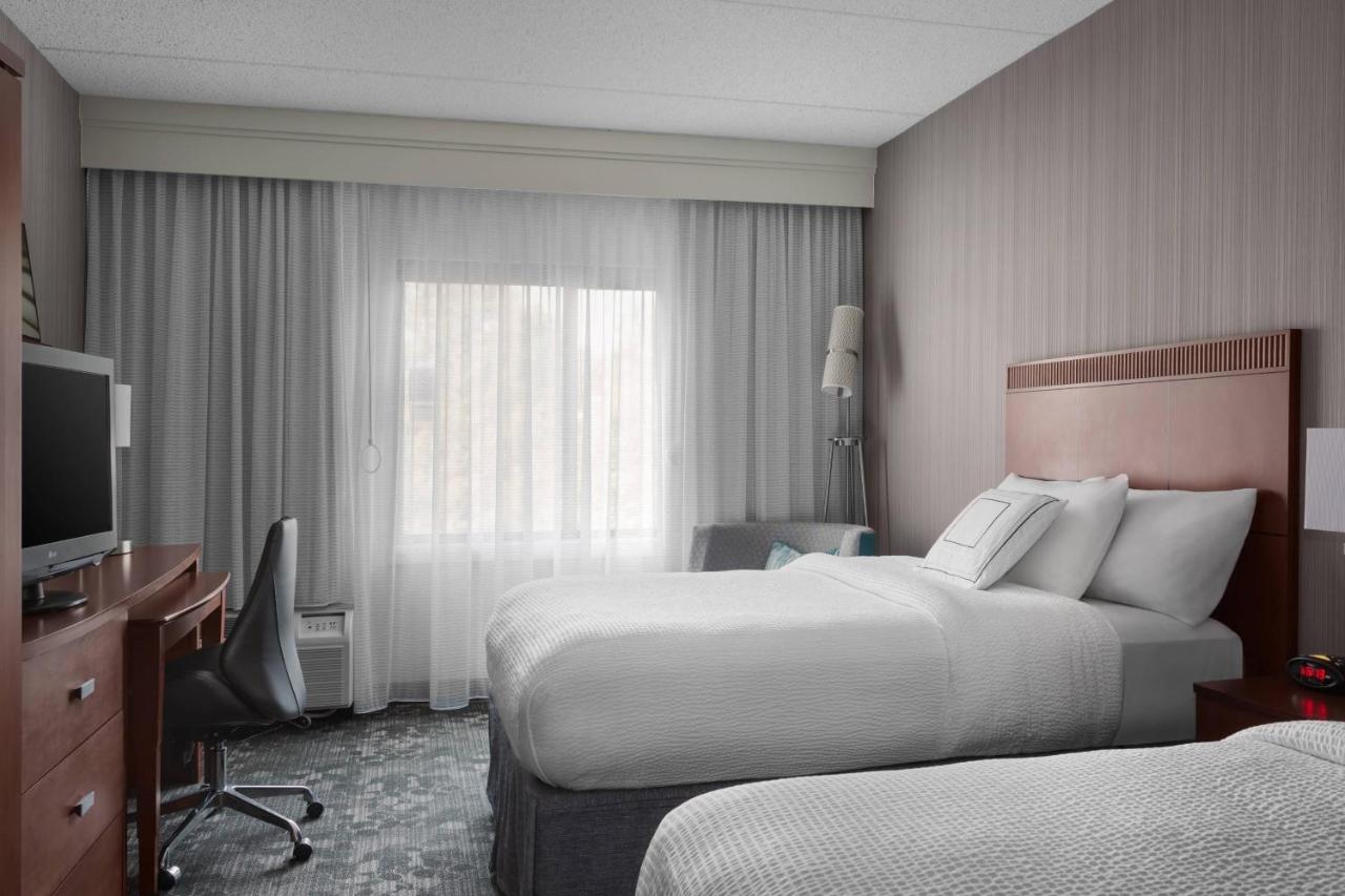 | Courtyard by Marriott Fishkill
