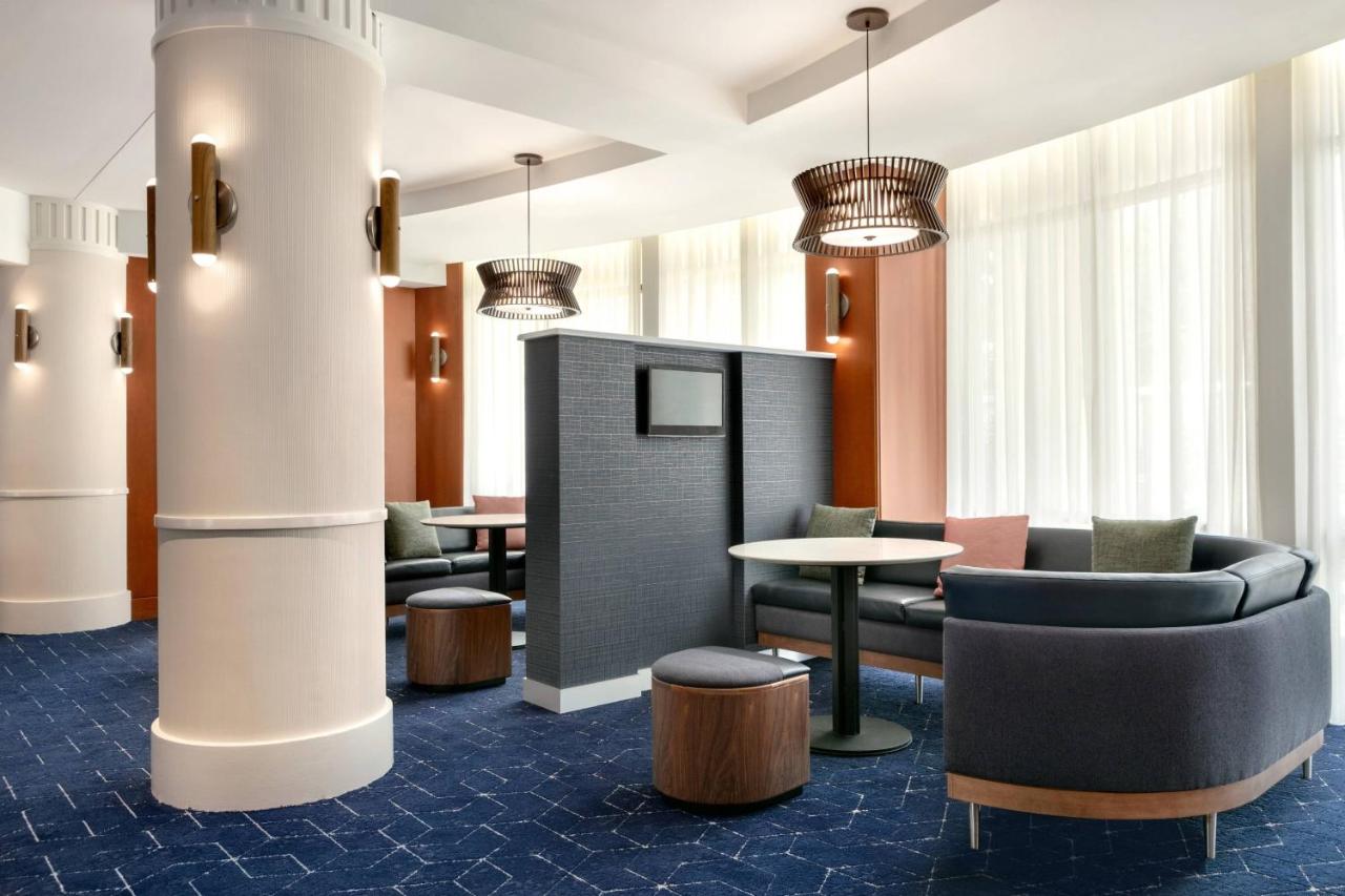  | Courtyard Lancaster