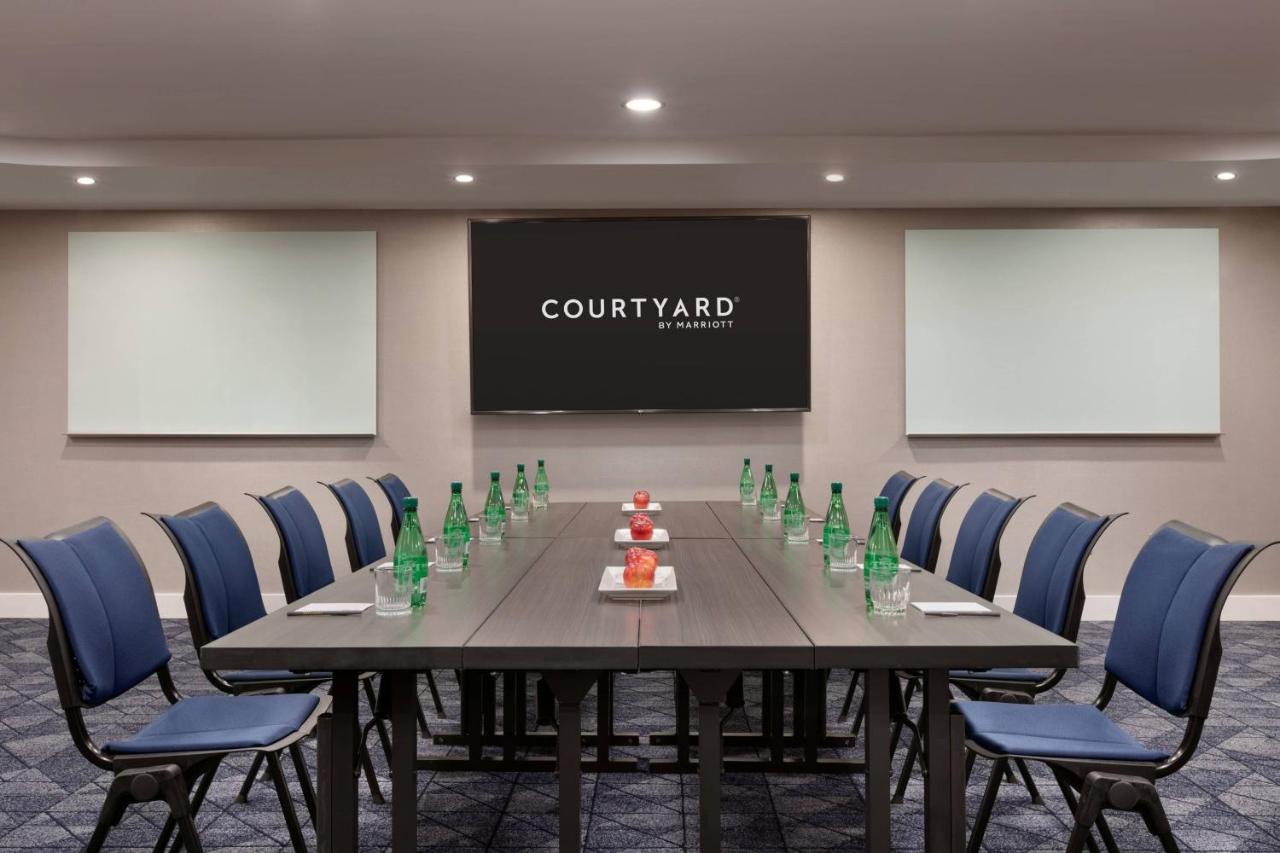  | Courtyard Lancaster