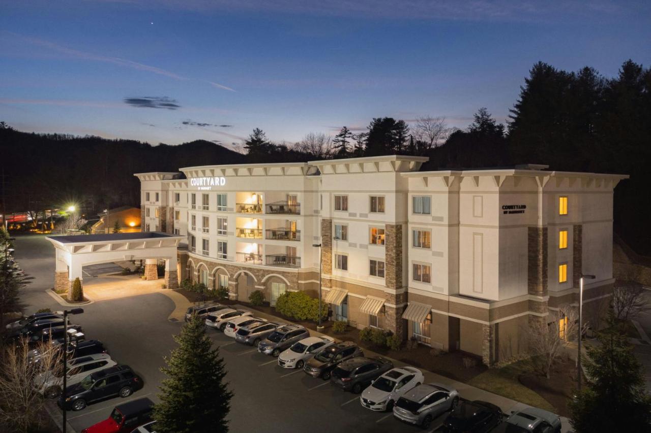 | Courtyard by Marriott Boone
