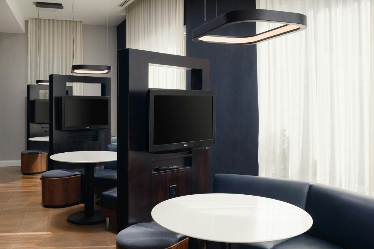 | Courtyard by Marriott Boone
