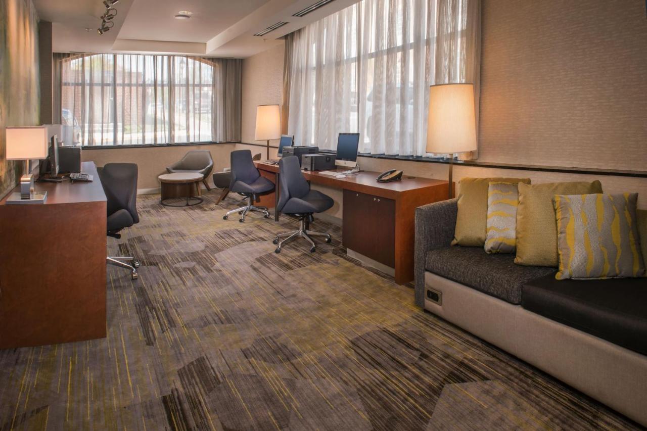  | Courtyard by Marriott Fredericksburg Historic District