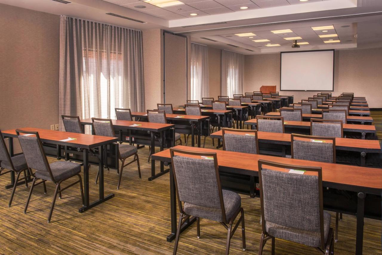  | Courtyard by Marriott Fredericksburg Historic District