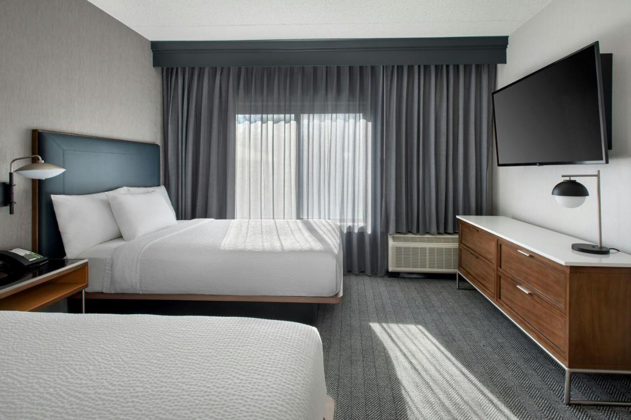 Double Room with Two Double Beds at Courtyard by Marriott Rye