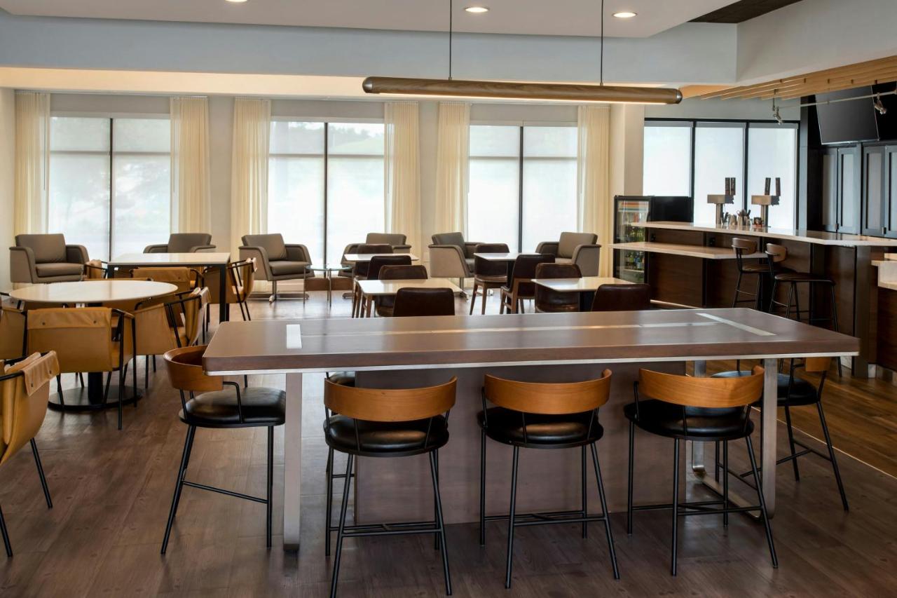 | Courtyard by Marriott Rye