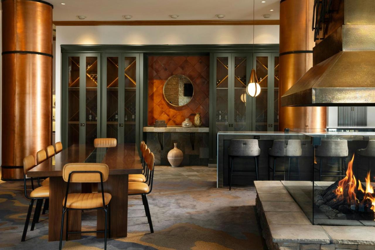 | Renaissance Boulder FlatIron Hotel