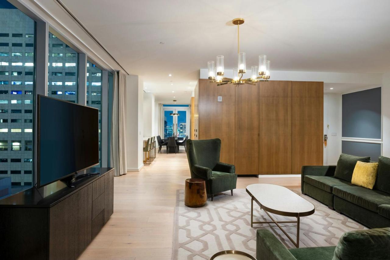 | The Laura Hotel, Houston Downtown, Autograph Collection