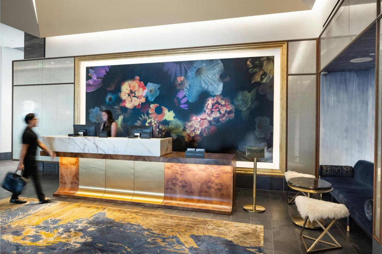 | The Laura Hotel, Houston Downtown, Autograph Collection