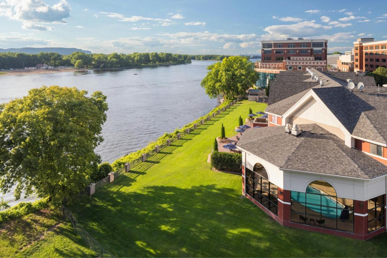  | Courtyard La Crosse Downtown/Mississippi Riverfront