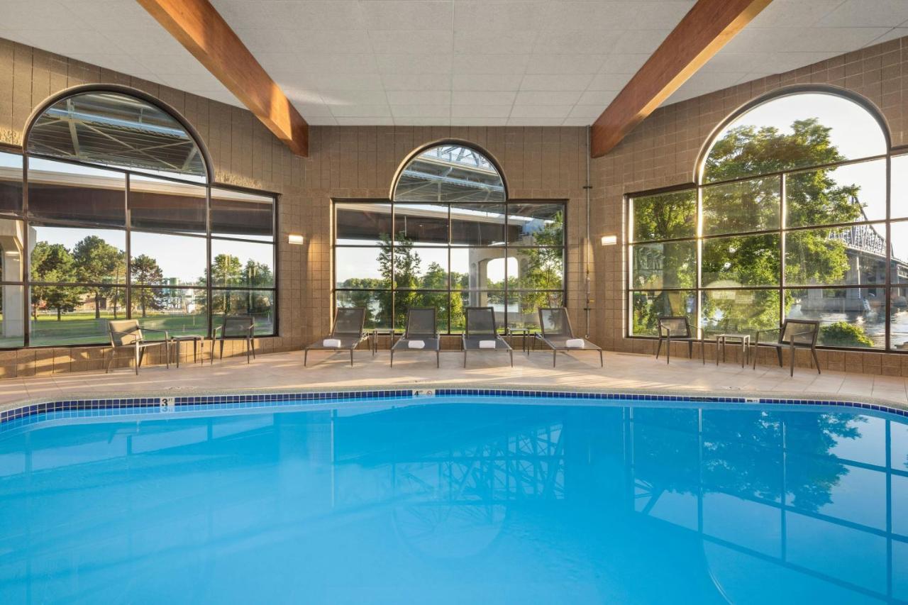  | Courtyard La Crosse Downtown/Mississippi Riverfront