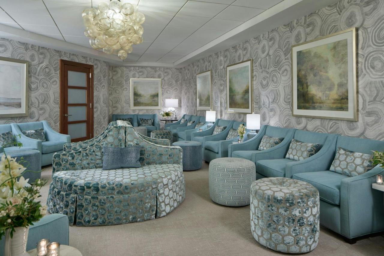 | The Del Monte Lodge Renaissance Rochester Hotel & Spa