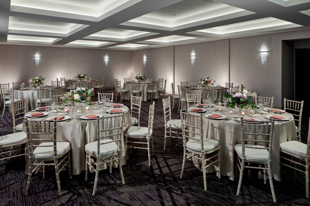 | The Del Monte Lodge Renaissance Rochester Hotel & Spa