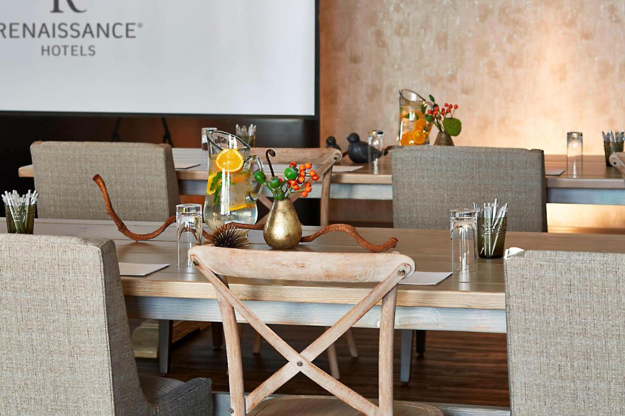 | The Del Monte Lodge Renaissance Rochester Hotel & Spa