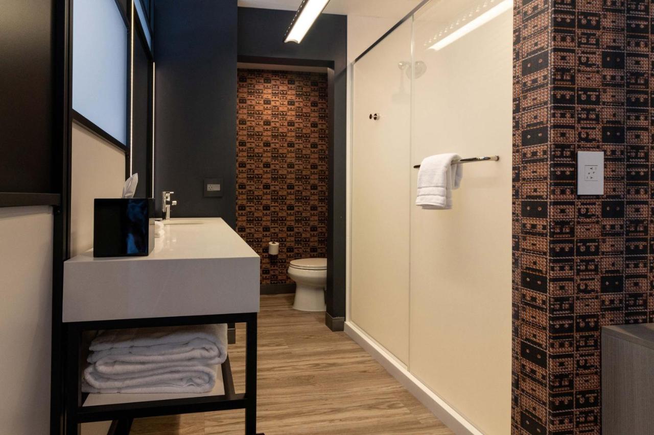 | Aloft St. Louis Cortex