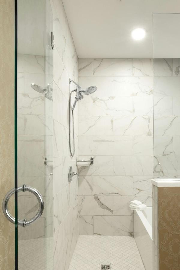 | Hotel Saint Louis, Autograph Collection
