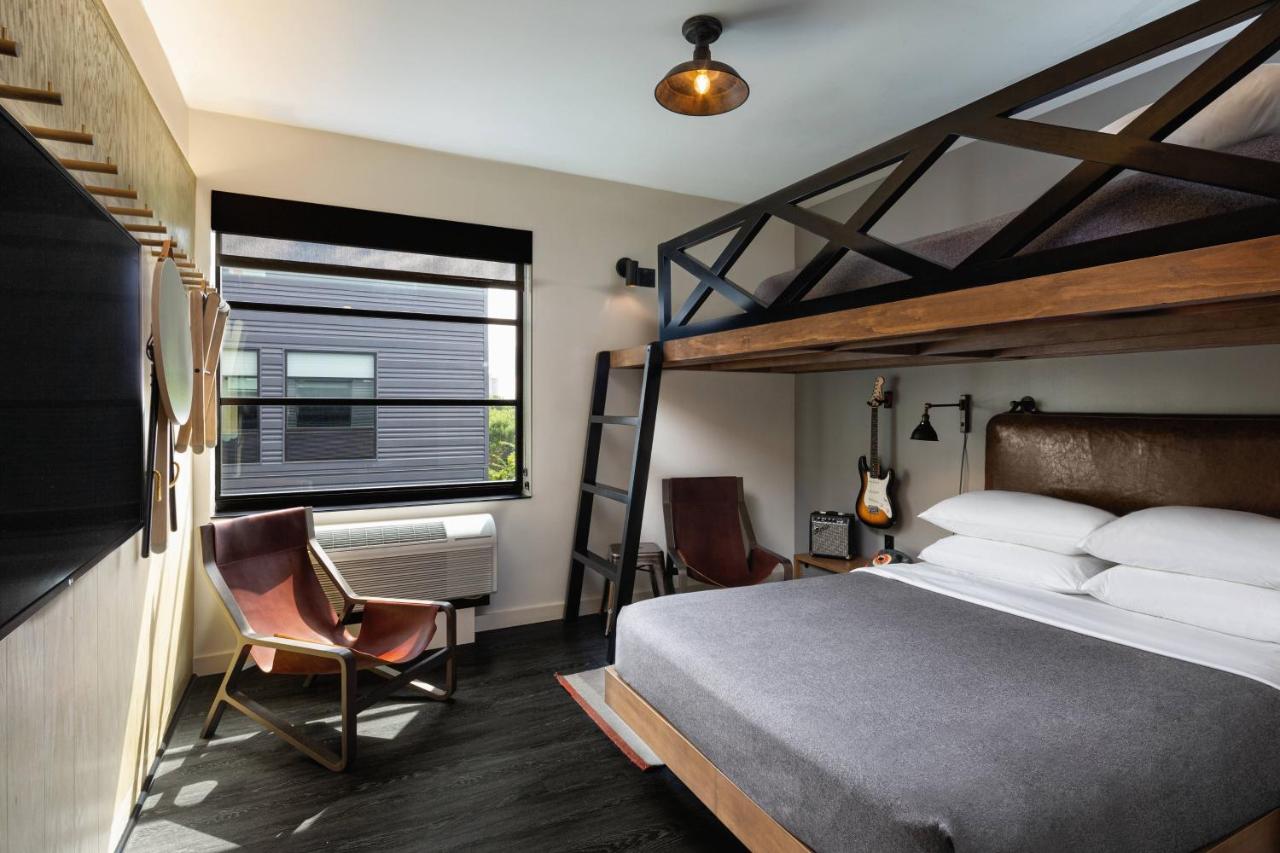  | MOXY Minneapolis Uptown