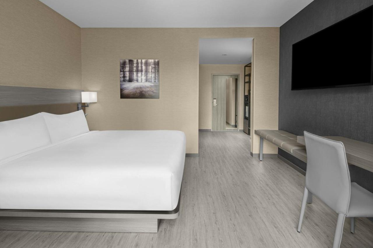 | AC Hotel by Marriott St Louis Central West End