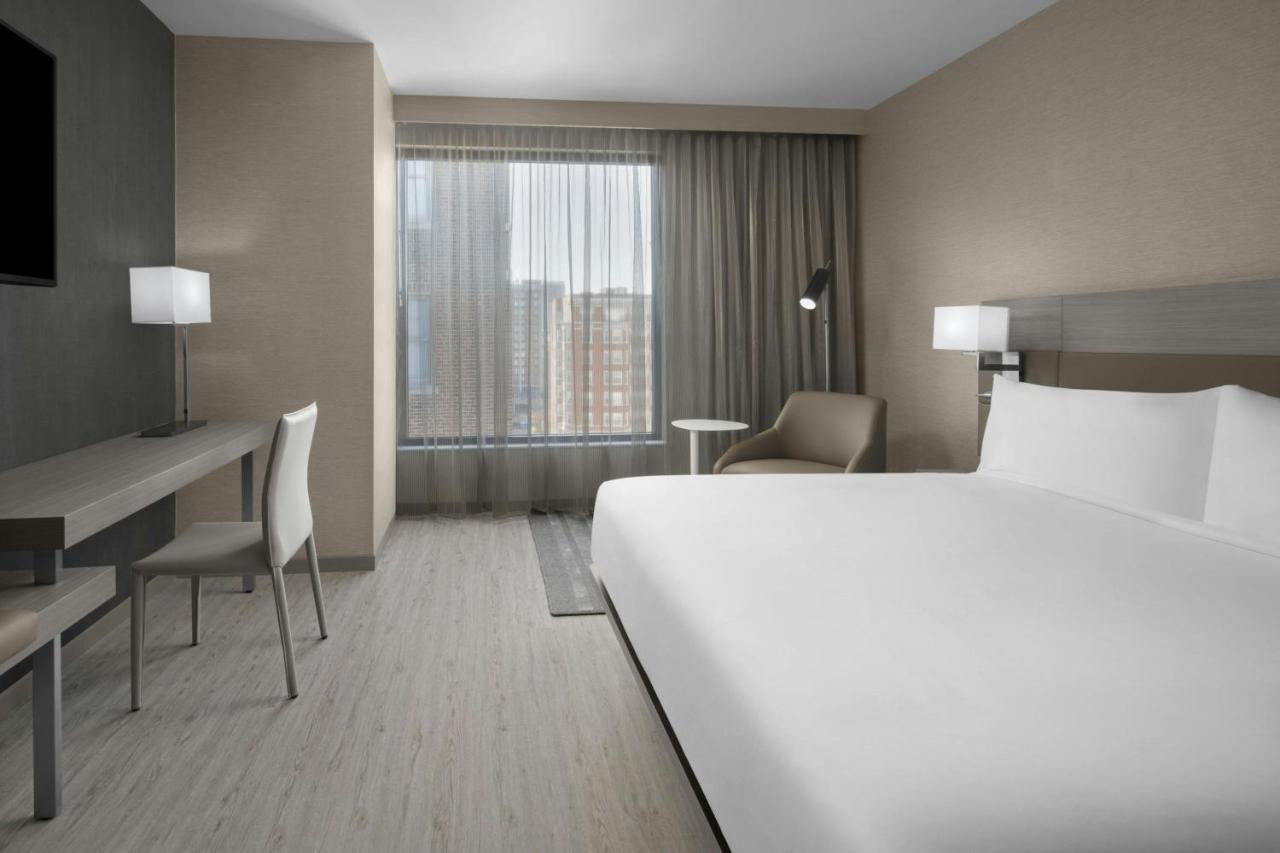 | AC Hotel by Marriott St Louis Central West End