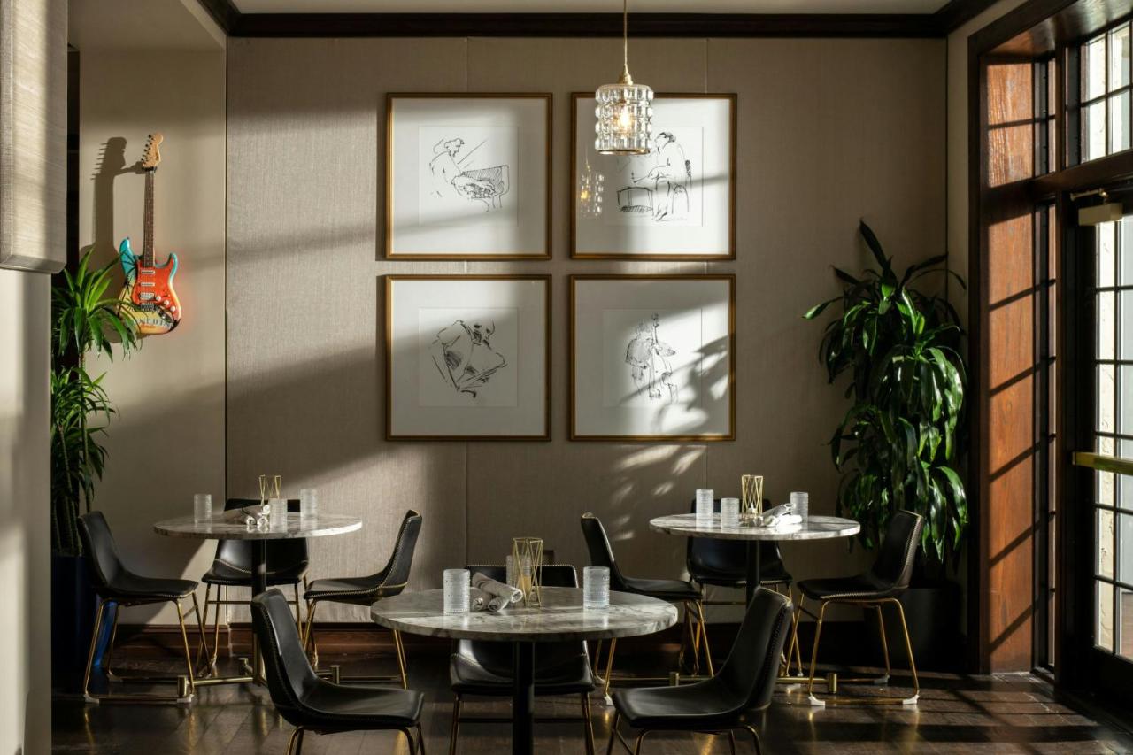 | Fenway Hotel Autograph Collection