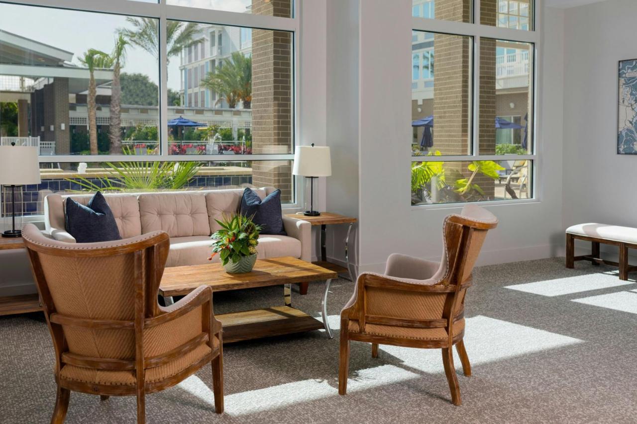 | Courtyard Amelia Island