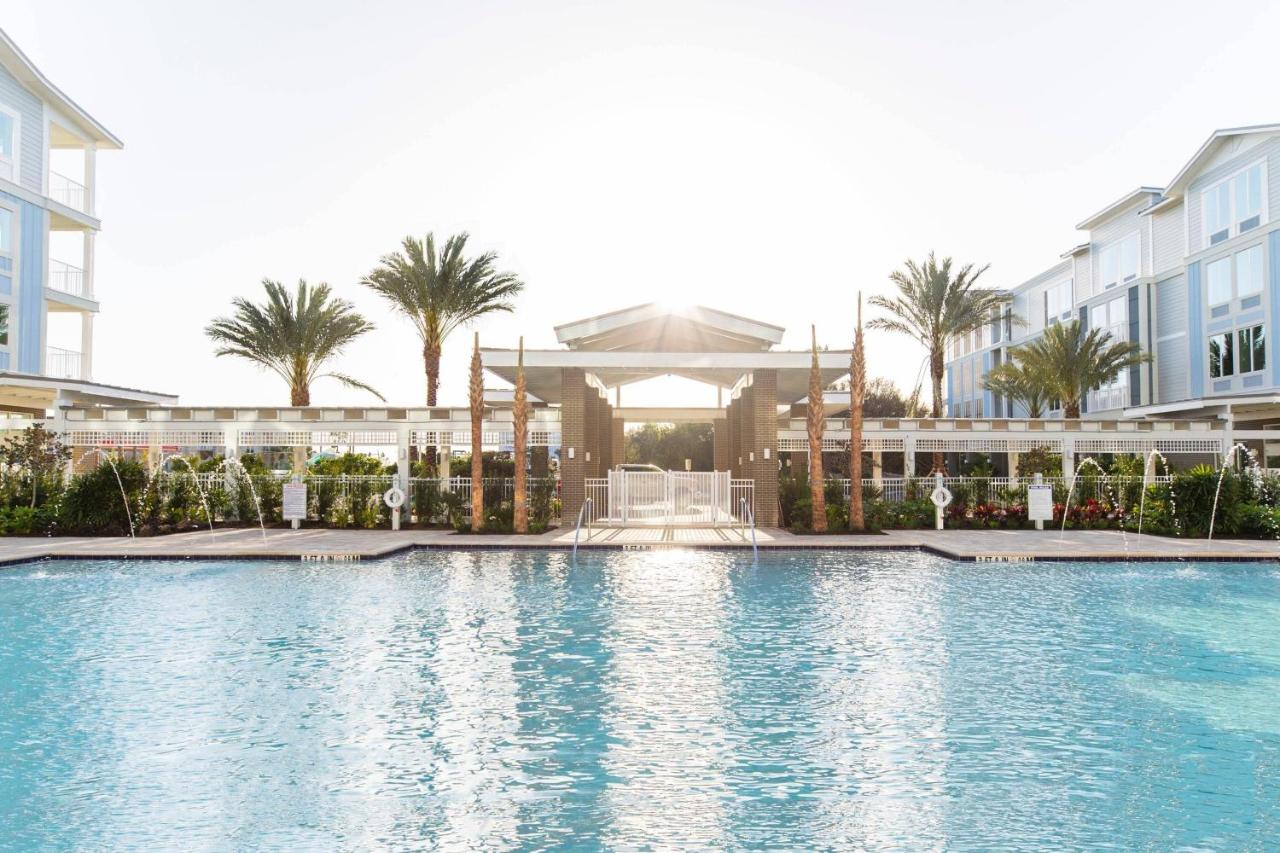 | Courtyard Amelia Island