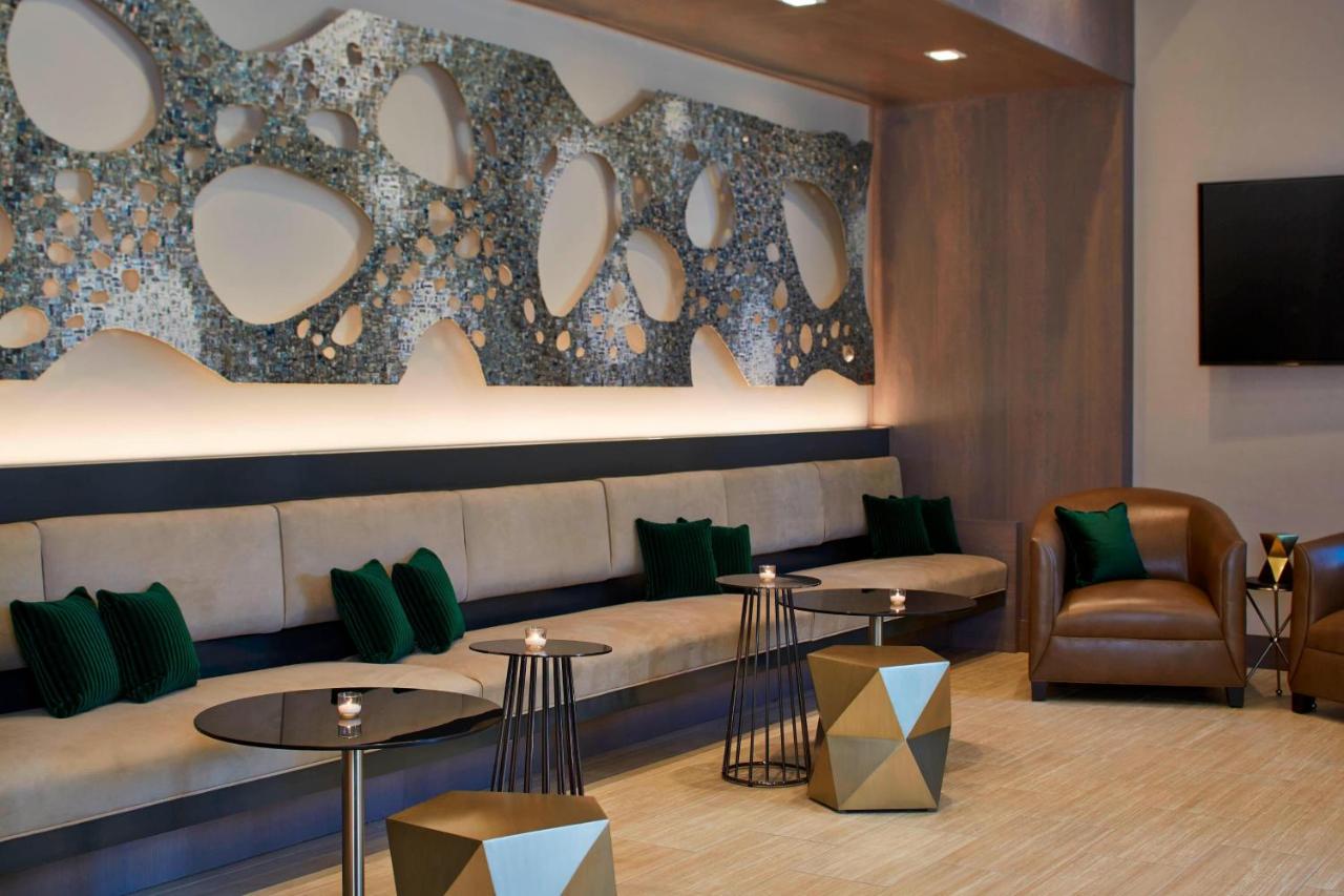 AC Hotel by Marriott Seattle Bellevue/Downtown