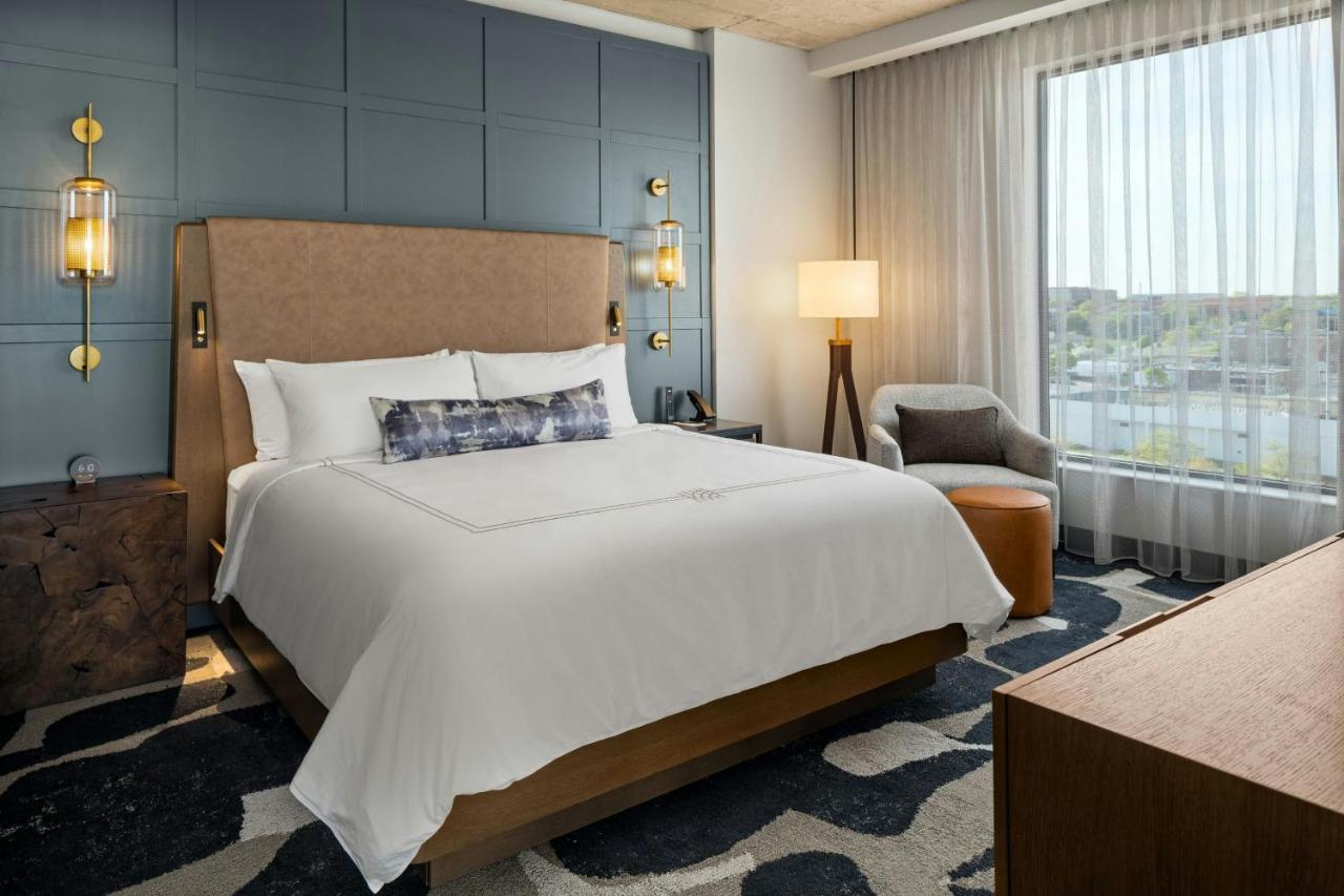 One-Bedroom King Suite with Balcony and City View at The Trade, Autograph Collection