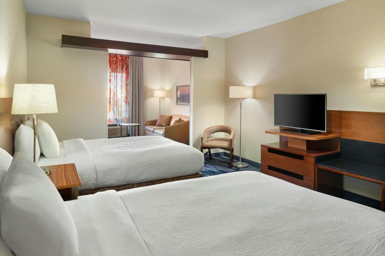 | Fairfield Inn & Suites by Marriott Jackson