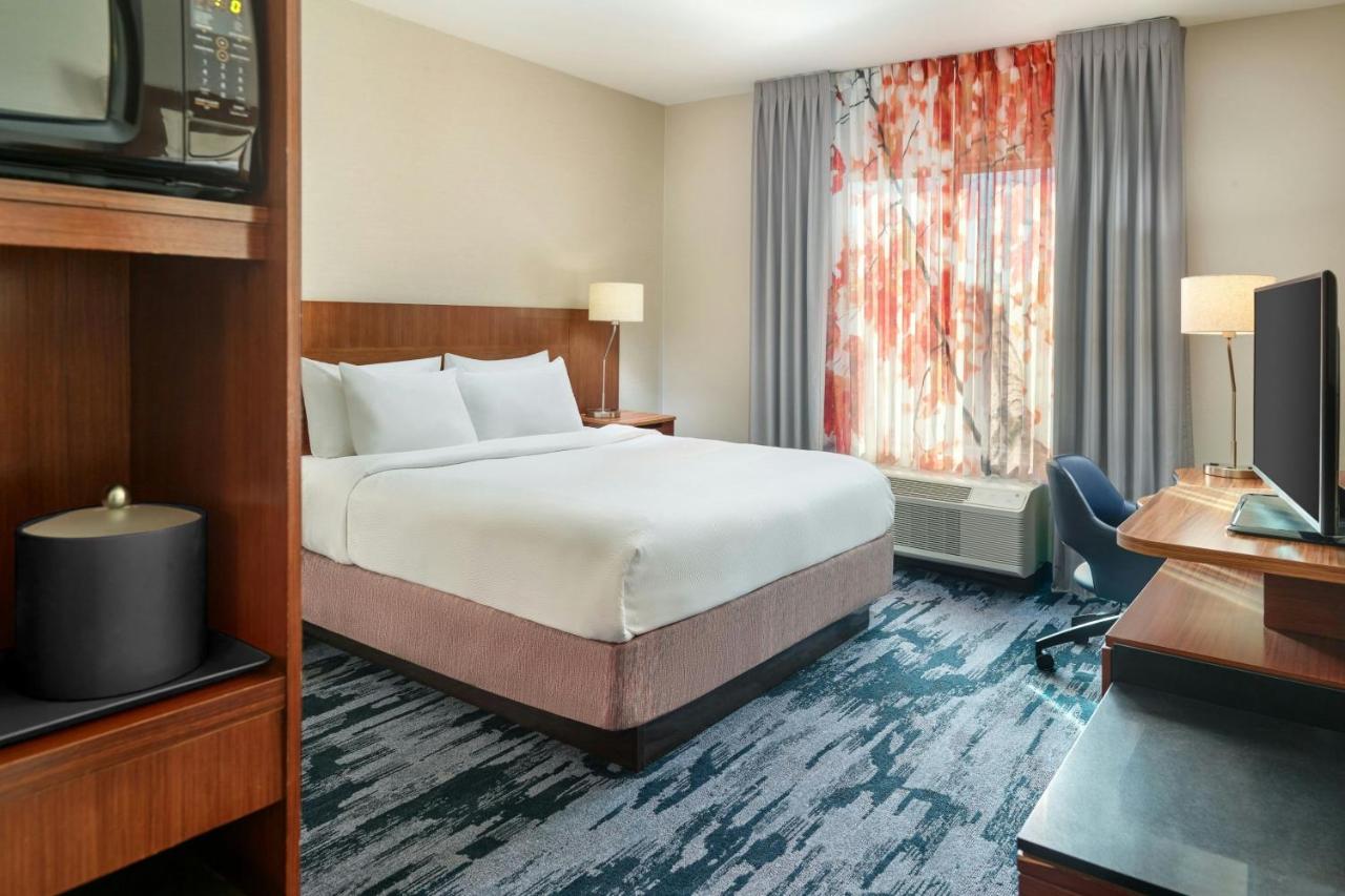 | Fairfield Inn & Suites by Marriott Jackson