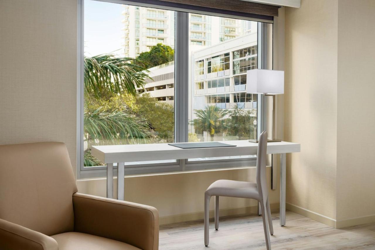 | AC Hotel by Marriott St Petersburg Downtown